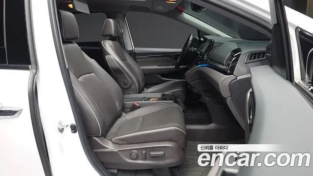 Honda Odyssey — Фото автомобиля 10