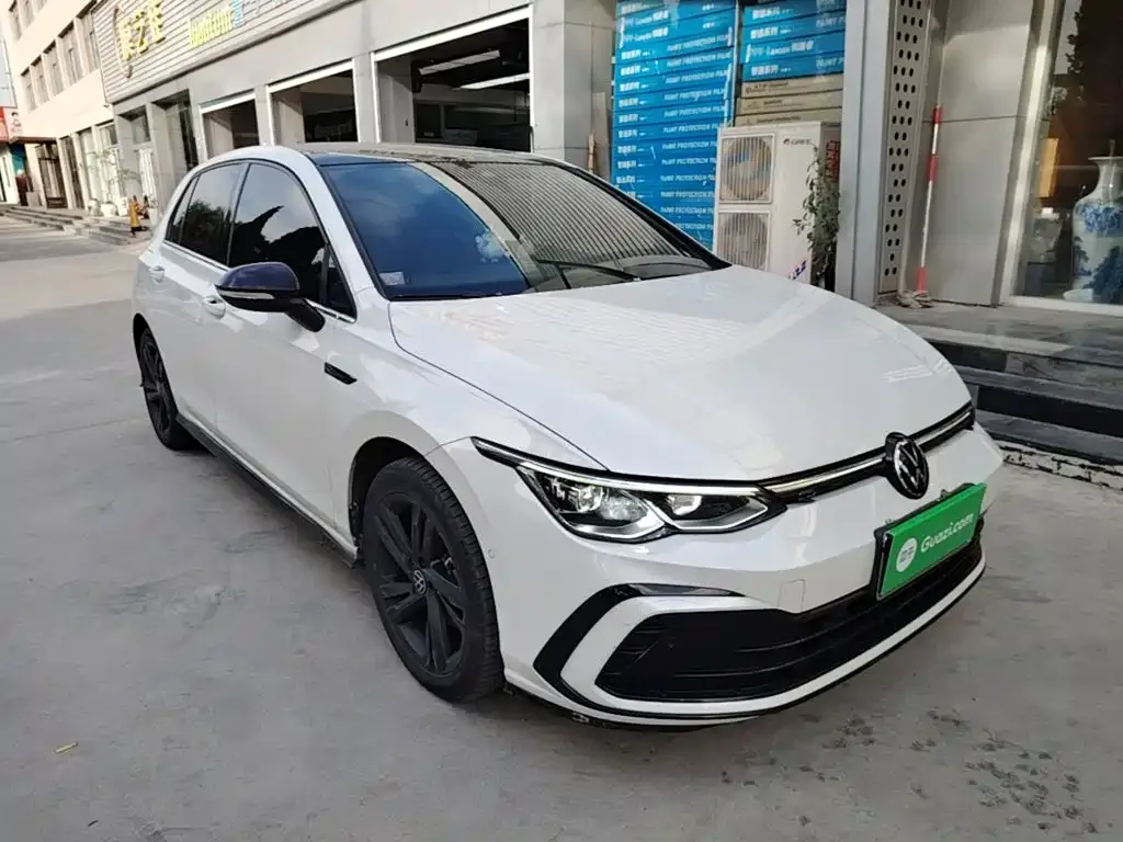 Volkswagen Golf 2023 Facelift 280TSI DSG R-Line — Фото автомобиля 3