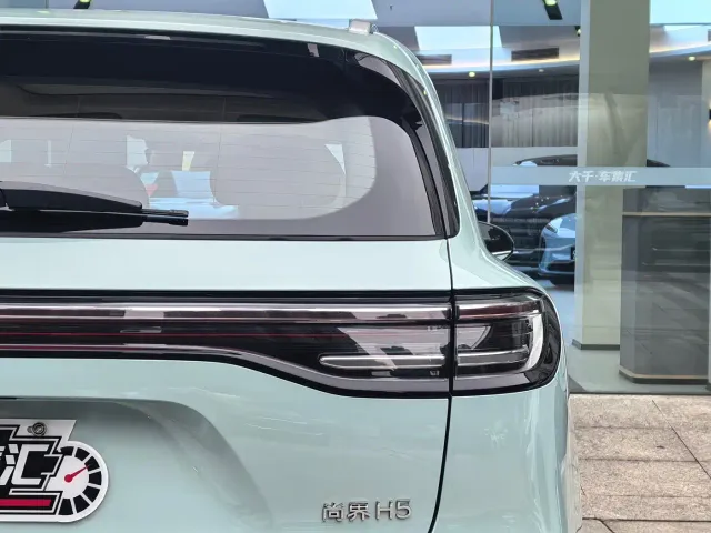 Shangjie SUV — Фото автомобиля 8