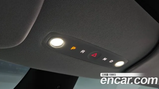 Tesla Model Y — Фото автомобиля 19