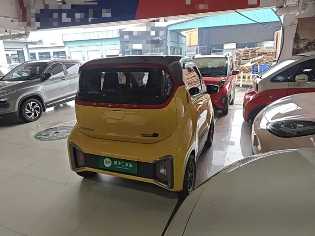 Wuling NanoEV — Фото автомобиля 6