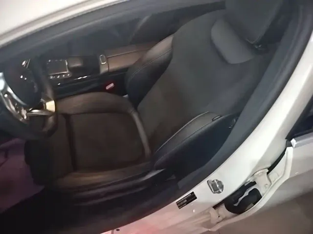 Mercedes-Benz A-Class — Фото автомобиля 14