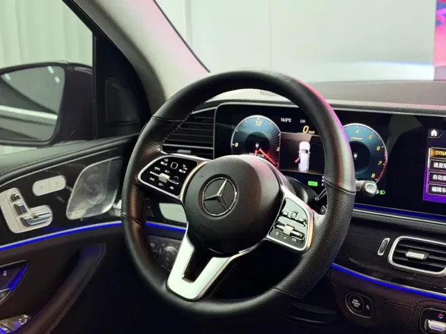 Mercedes-Benz GLS-Class — Фото автомобиля 5