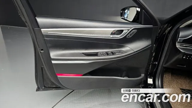 Hyundai Grandeur Grandeur (New) Hybrid — Фото автомобиля 12