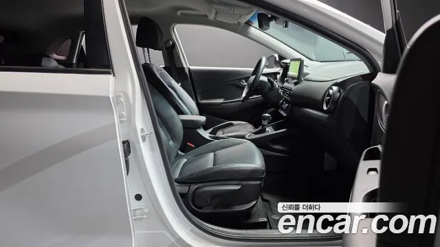 Hyundai Kona Kona (New) — Фото автомобиля 26