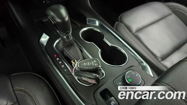 ChevroletGMDaewoo Traverse Traverse 3.6 AWD LT Leather Premium — Фото автомобиля 9