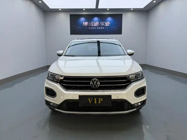 Volkswagen T-Roc — Фото автомобиля 2