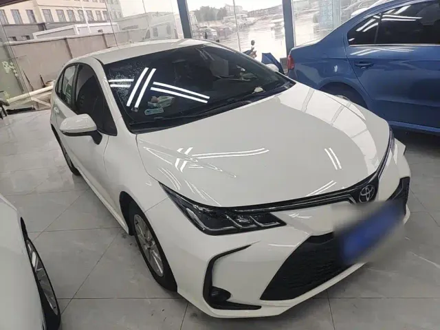 Toyota Corolla — Фото автомобиля 3