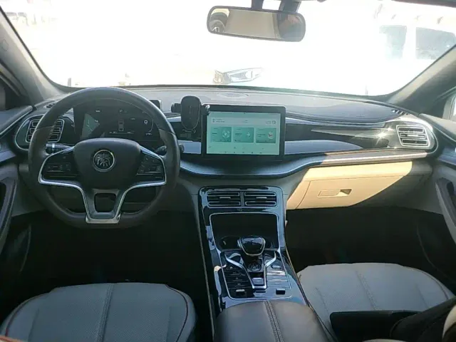 BYD Qin PLUS — Фото автомобиля 9