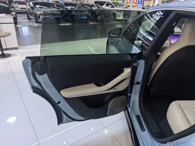 Nio ET5 Touring — Фото автомобиля 10