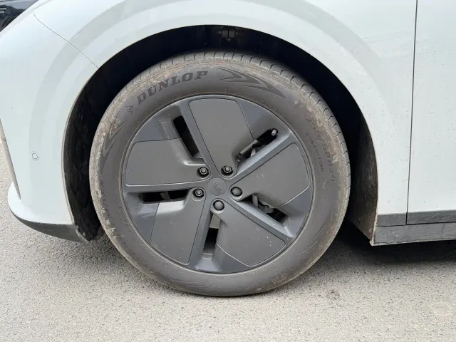 Li Auto i6 — Фото автомобиля 18