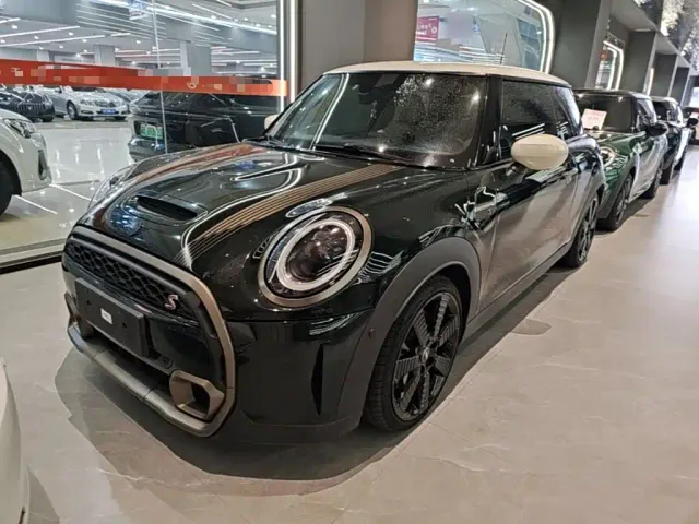 Фотография автомобиля — MINI Hatch