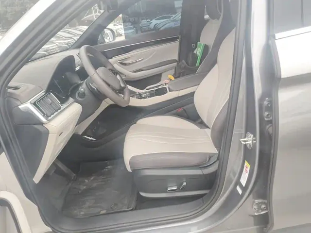 BYD Song PLUS — Фото автомобиля 14