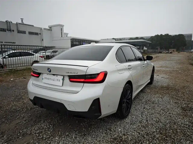 BMW 3 Series — Фото автомобиля 5
