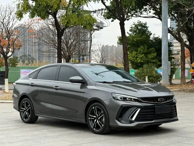 Geely Binrui — Фото автомобиля 3