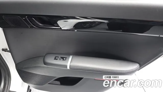 Hyundai Grandeur GN7 — Фото автомобиля 12