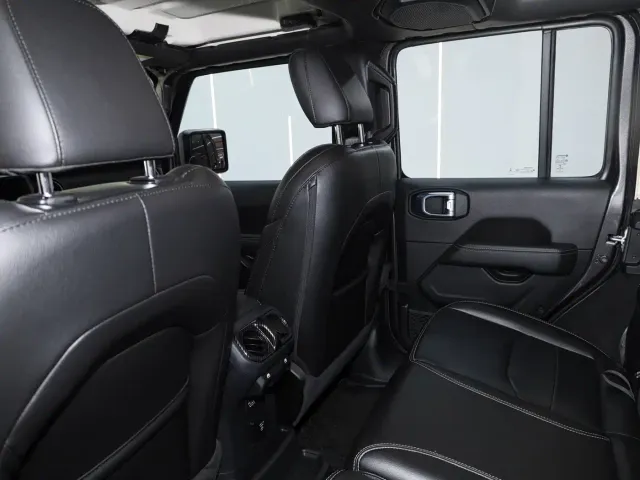 Jeep Wrangler 4xe — Фото автомобиля 20