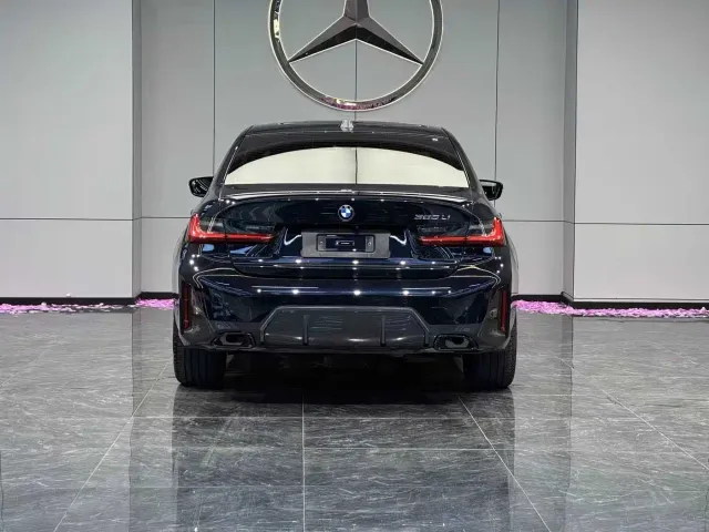 BMW 3 Series — Фото автомобиля 8