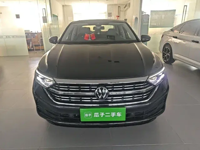 Volkswagen Sagitar — Фото автомобиля 2