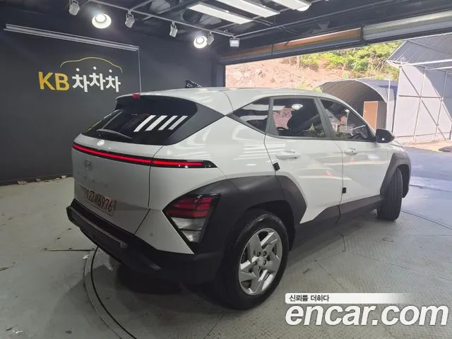 Hyundai Kona SX2 — Фото автомобиля 5