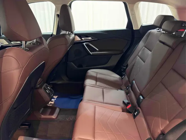 BMW X1 — Фото автомобиля 14