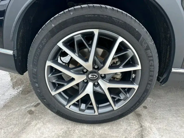 GAC Trumpchi GS8 — Фото автомобиля 21