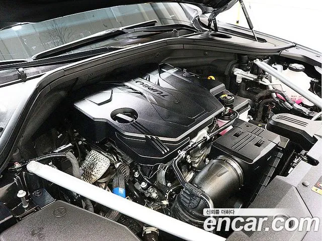 Genesis GV70 — Фото автомобиля 19