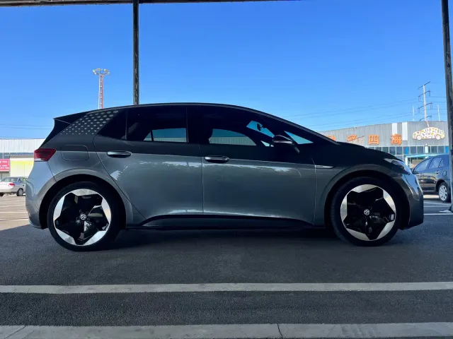 Volkswagen ID.3 — Фото автомобиля 18