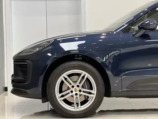 Porsche Macan — Фото автомобиля 8