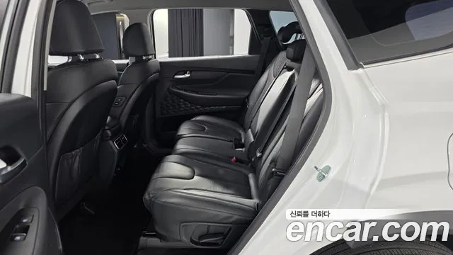 Hyundai Santafe Новый Santa Fe — Фото автомобиля 12