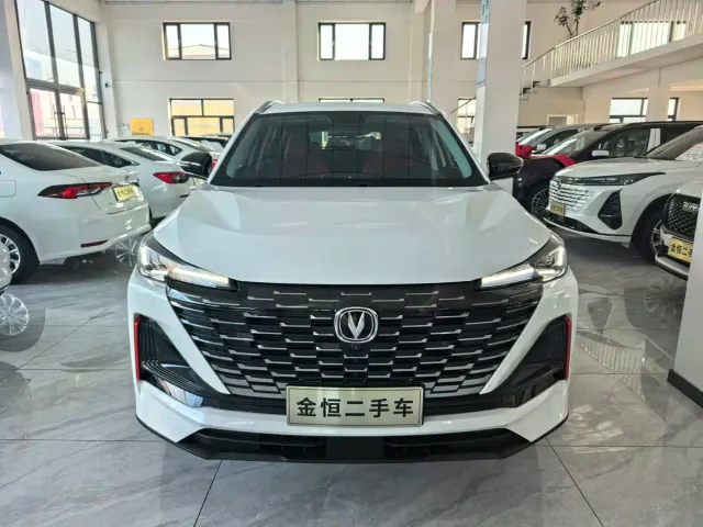 Changan CS55 Plus — Фото автомобиля 3
