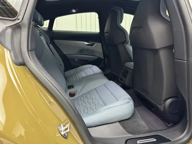 Audi e-tron GT — Фото автомобиля 13