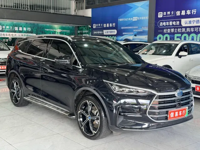 BYD Tang — Фото автомобиля 3