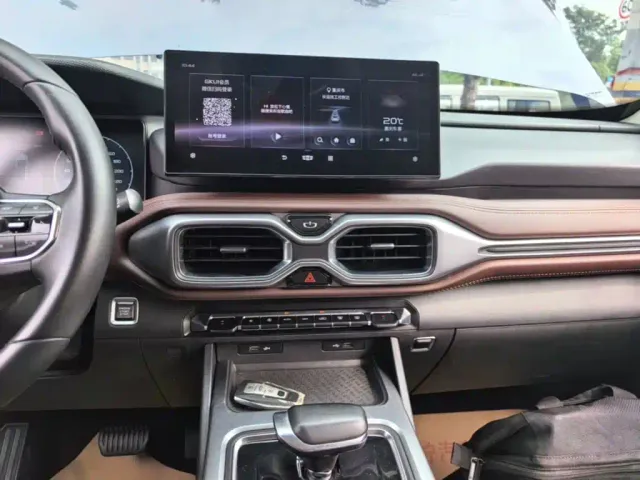 Geely Haoyue — Фото автомобиля 12