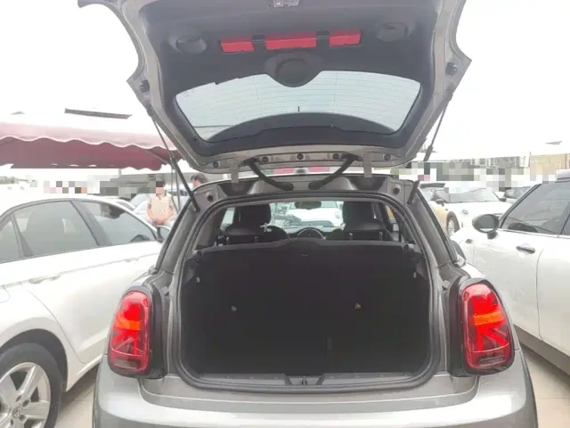 MINI Hatch — Фото автомобиля 18