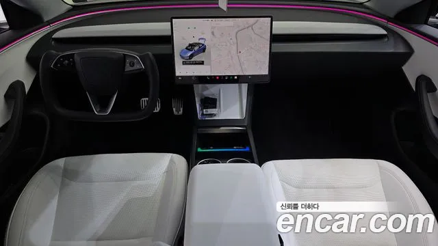 Tesla Model 3 — Фото автомобиля 7