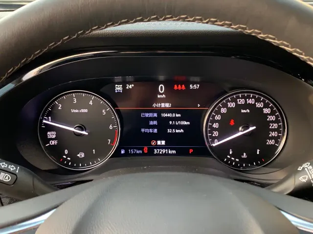 Buick Envision Plus — Фото автомобиля 7