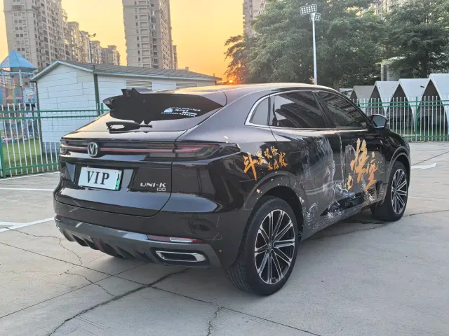 Changan Changan UNI-K iDD 2022 Blue Whale iDD 130km 1.5T Premium — Фото автомобиля 7
