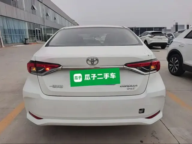 Toyota Corolla — Фото автомобиля 3