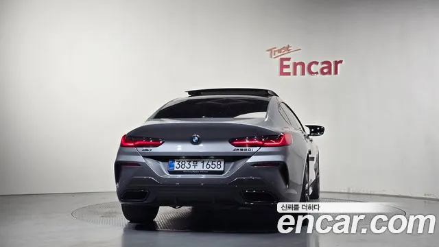 BMW 8 Series G15 — Фото автомобиля 4