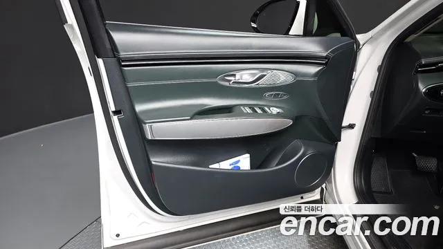 Genesis GV70 Electrified — Фото автомобиля 13