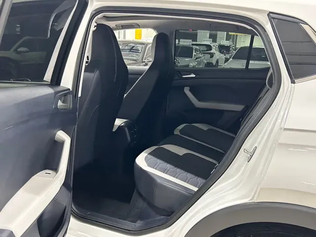 Volkswagen Tharu — Фото автомобиля 10