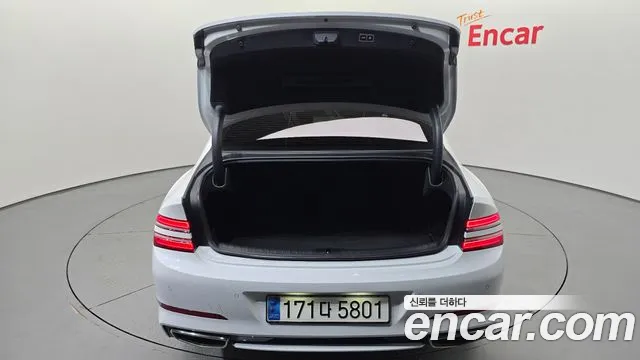 Genesis G80 Бензин 2.5 турбо 2WD — Фото автомобиля 18