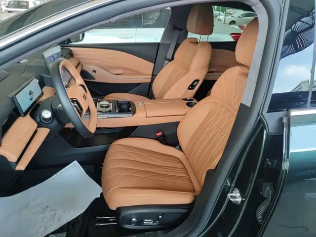Geely Galaxy Xingyao 8 — Фото автомобиля 14