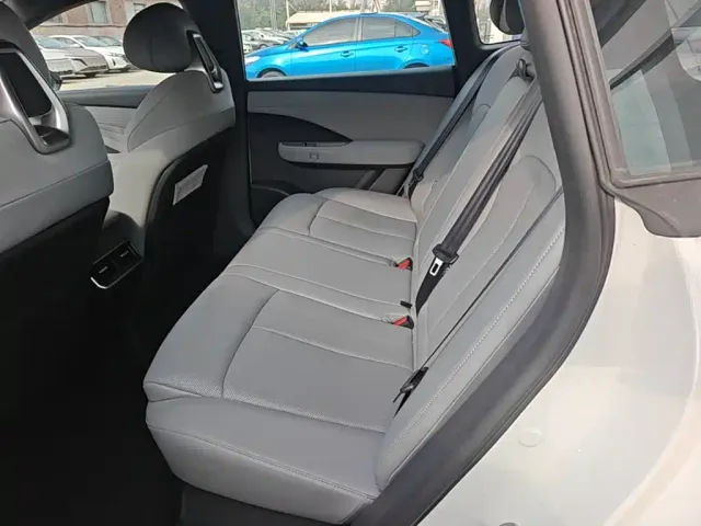 Nissan N7 — Фото автомобиля 16
