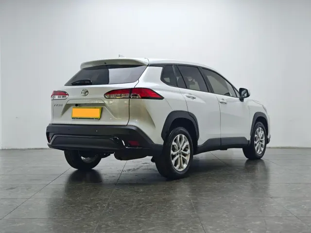 Toyota Frontlander — Фото автомобиля 3