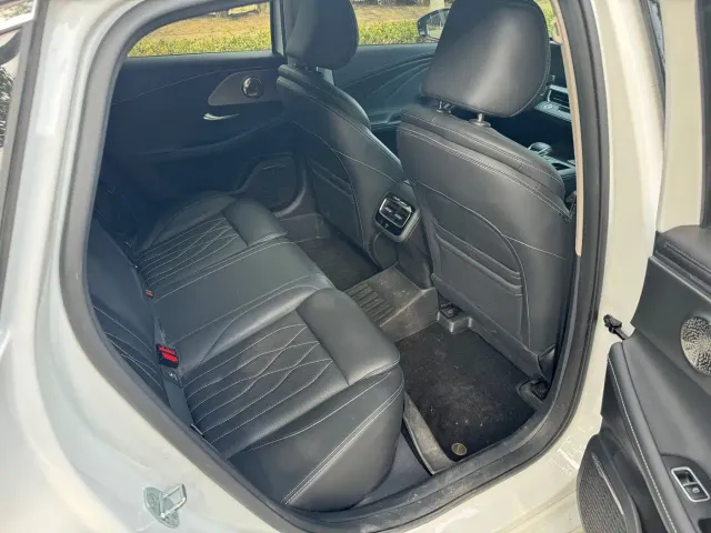 Chery Arrizo 8 — Фото автомобиля 12