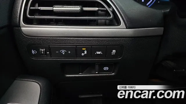 Hyundai Palisade Palisade Дизель 2.2 2WD — Фото автомобиля 14
