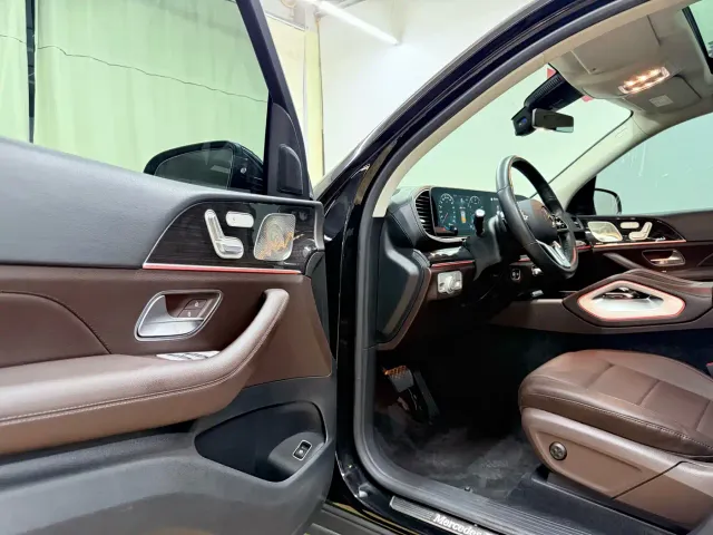 Mercedes-Benz GLE-Class — Фото автомобиля 19