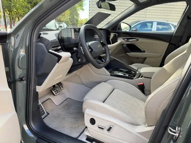 Audi Q5L — Фото автомобиля 7